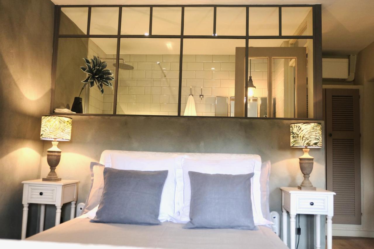 Bed and Breakfast Les Jardins De Sitaara Cucuron Esterno foto